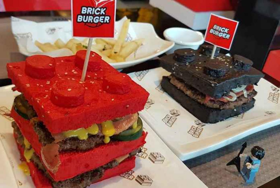 IN BEELD. Deze burgers zijn net Lego-blokjes
