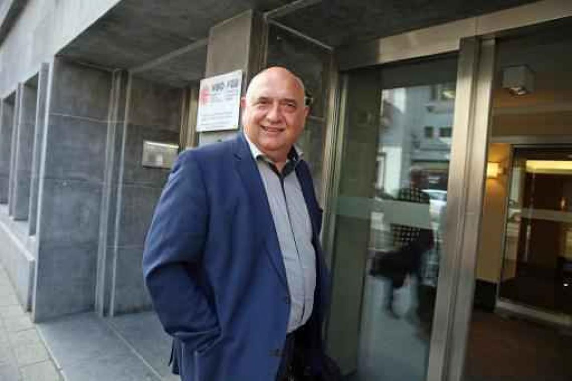 Jaarverslag Nationale Bank - Zowel Leemans (ACV) als De Leeuw (ABVV) weigert handtekening onder jaarrapport