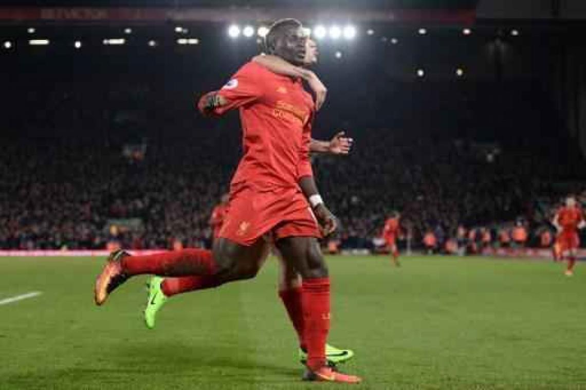 Belgen in het buitenland - Liverpool wint eerste competitiewedstrijd van 2017