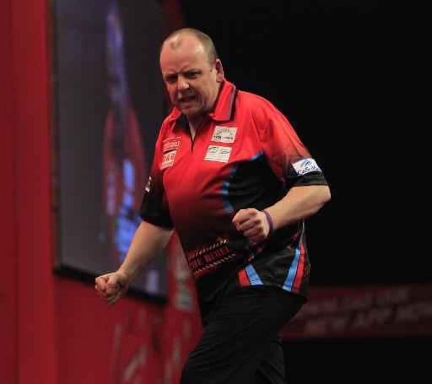 UK Open darts - Ronny Huybrechts gooit ninedarter, maar verliest finale