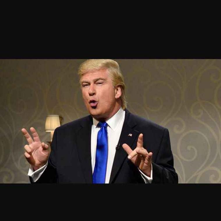 Krant publiceert foto van imitator in plaats van Trump