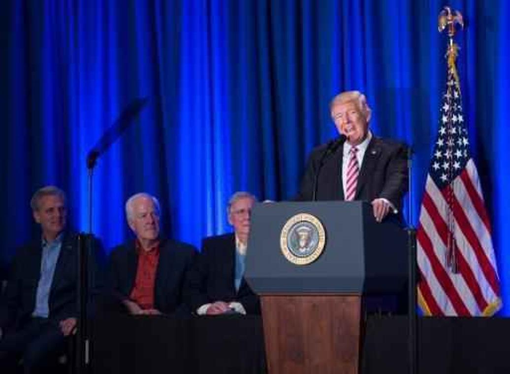 "Campagne van Trump had herhaaldelijk contact met Rusland"