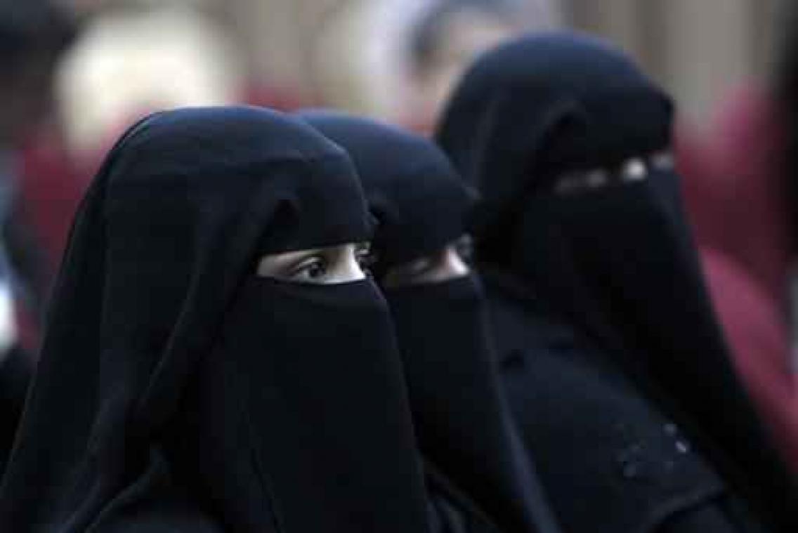 ICC betaalde boete van Syriëstrijdster wegens dragen nikab