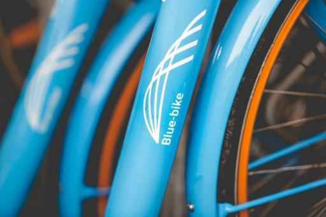 Blue-bike lanceert app