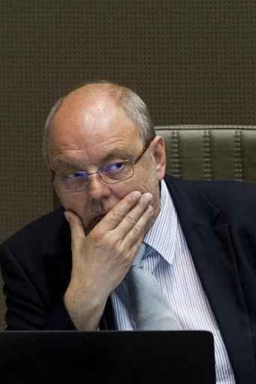 Onschendbaarheid Vlaams parlementslid Christian Van Eyken opgeheven