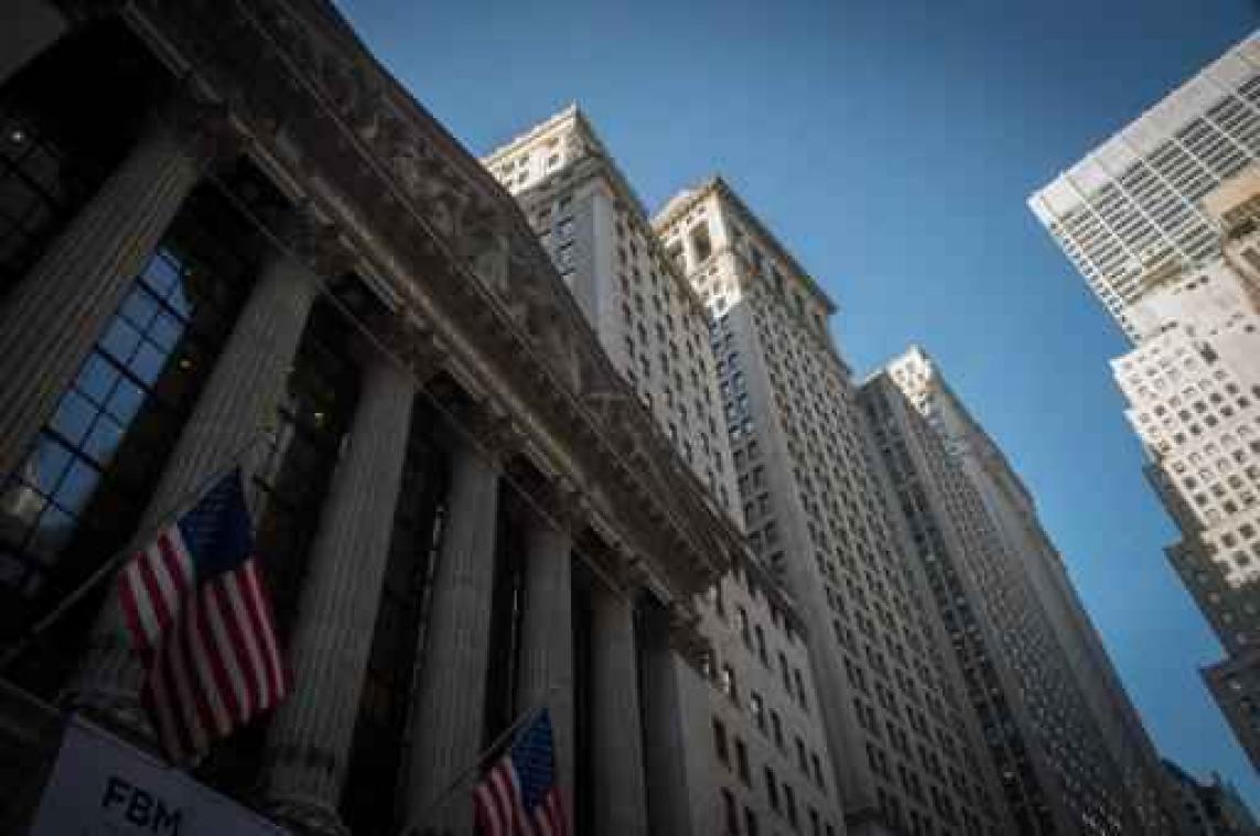 Wall Street sluit vijfde beursdag op rij met records