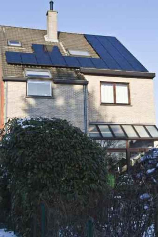 Meer zonnepanelen maar iets minder energie uit zon