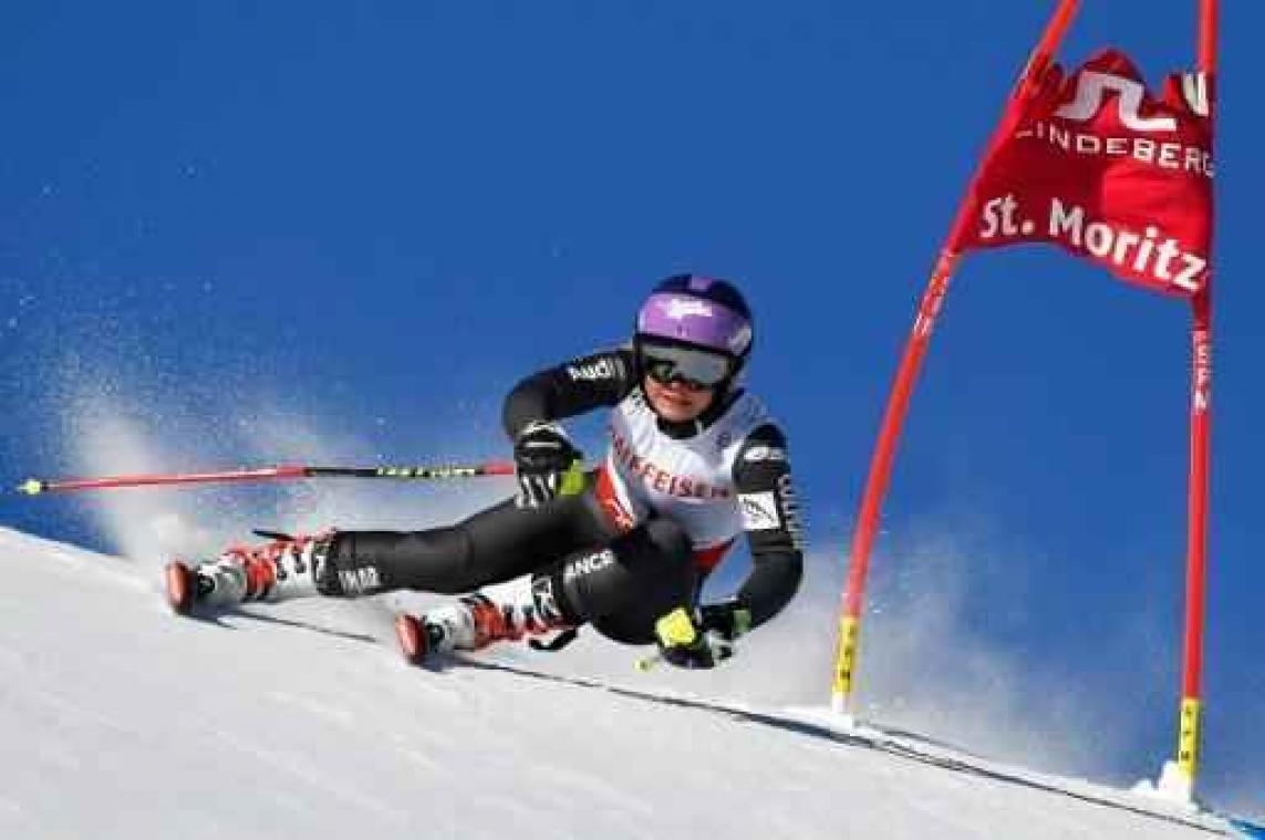 Tessa Worley skiet naar tweede gouden medaille op reuzenslalom