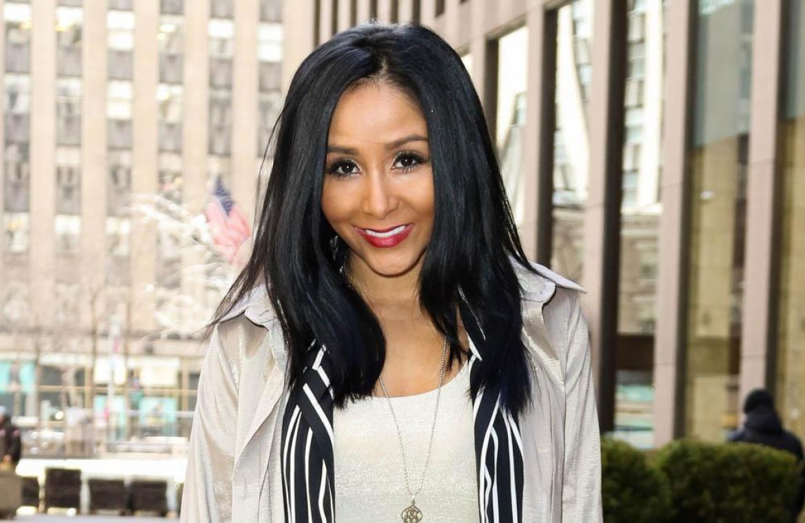 Snooki baptised baby daughter