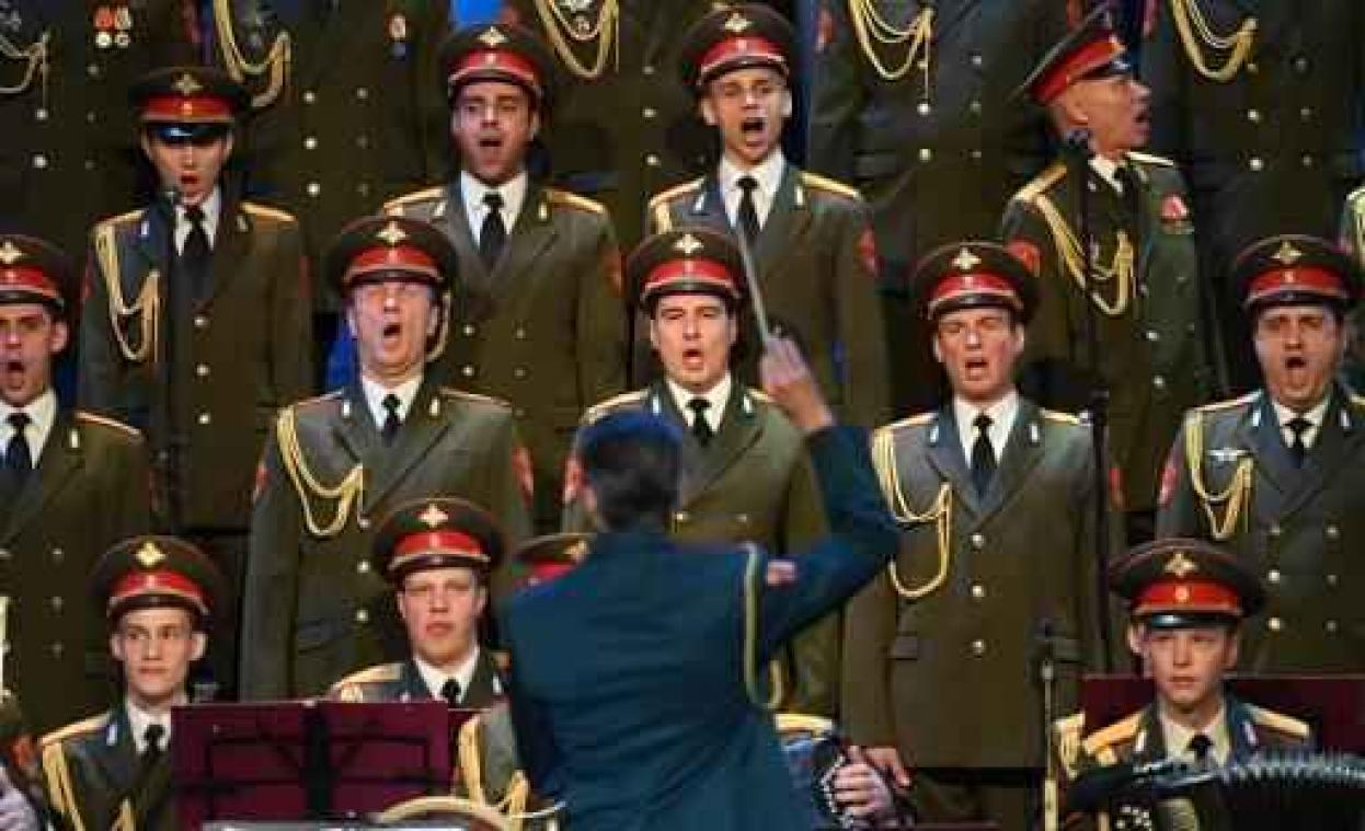Russisch koor treedt voor het eerst sinds crash weer op