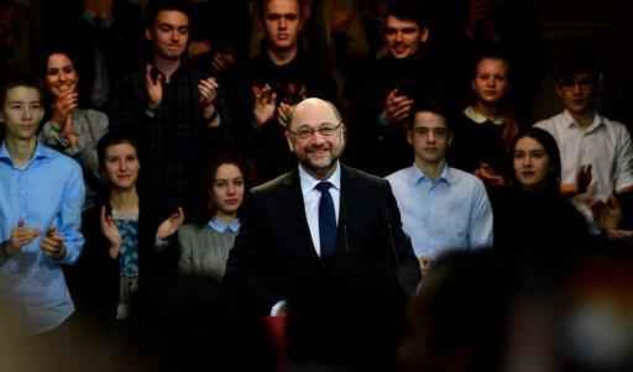 Schulz vergroot in peilingen voorsprong op Merkel