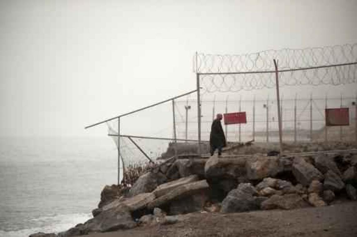 Honderden vluchtelingen binnengeraakt in Spaanse enclave Ceuta