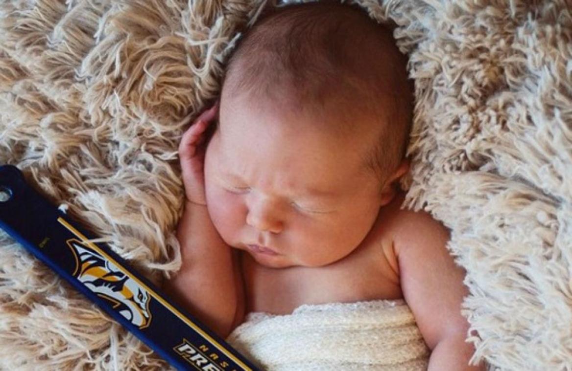 Carrie Underwood shares first photo of baby son
