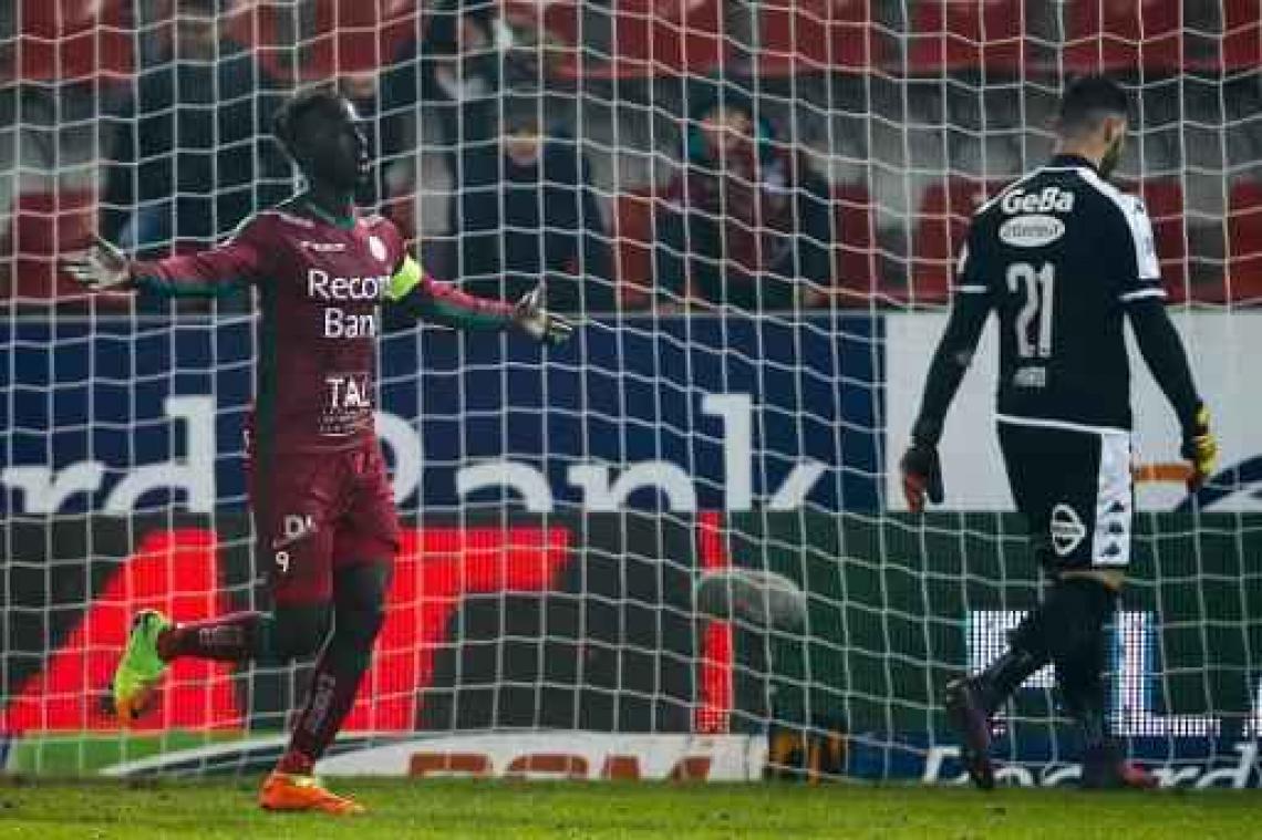 Jupiler Pro League - Zulte Waregem schiet pas in de tweede helft wakker tegen Sint-Truiden en wint ruim