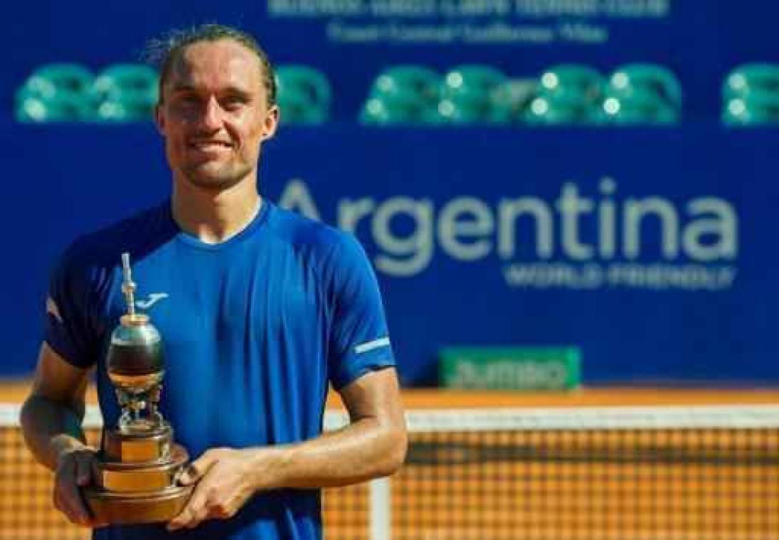ATP Buenos Aires - Alexandr Dolgopolov verrast Kei Nishikori in finale