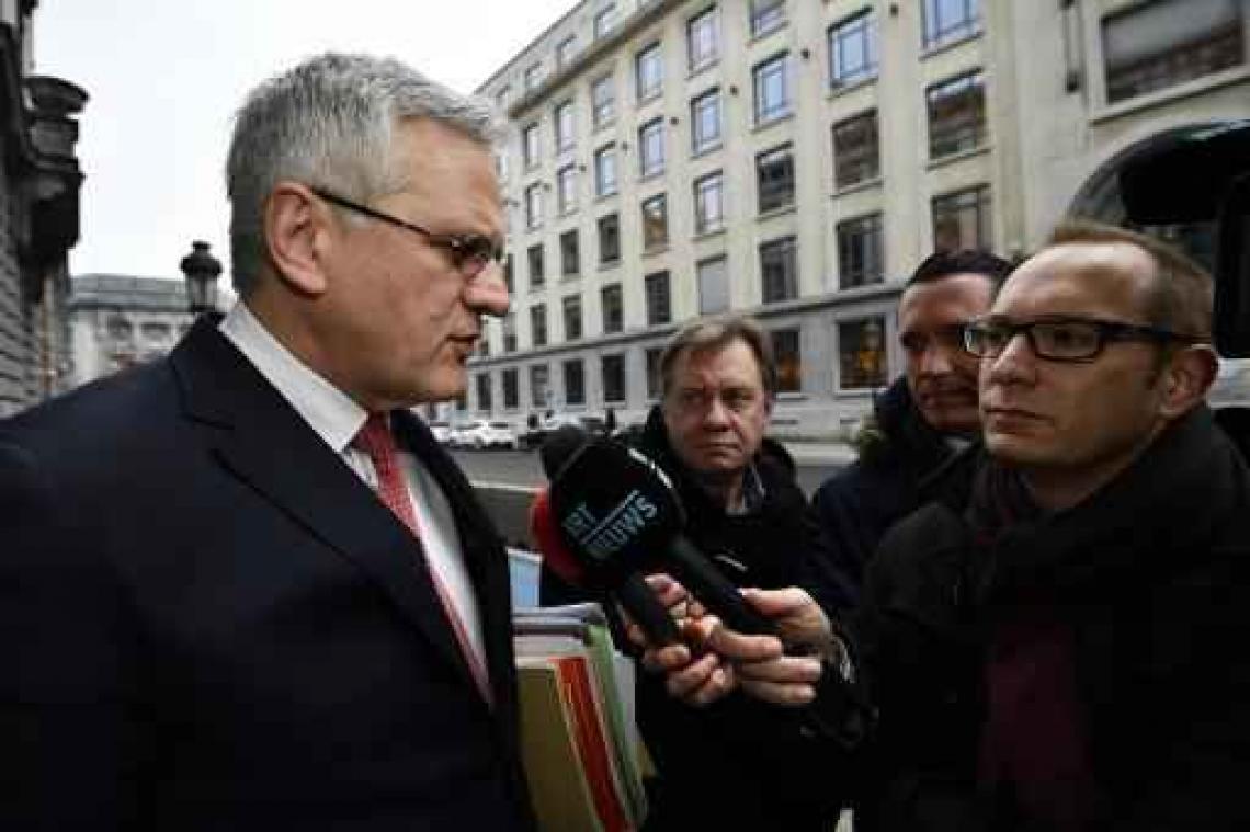 Ruim helft van vastgoedmakelaars overtreedt de wet