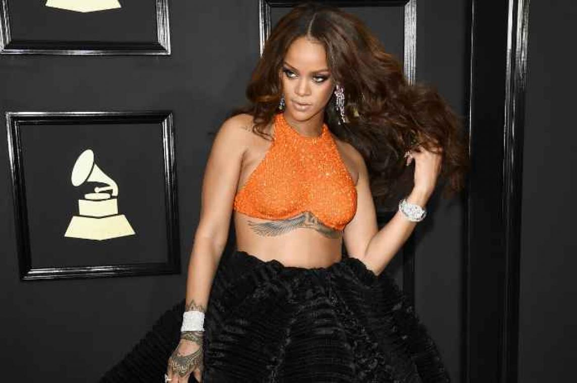 Beautylijn van Rihanna ligt dit jaar nog in de rekken