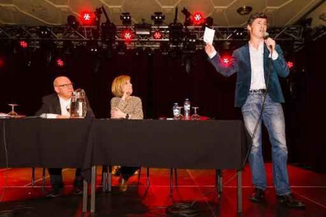 Stoelendans op Gentse gemeenteraad na ontslag Tom Balthazar