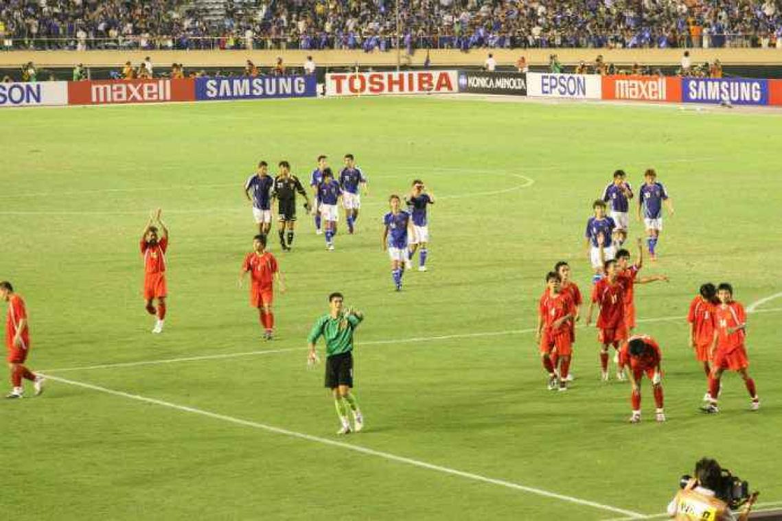 Vietnamees voetbalteam reageert ongewoon op een onterechte penalty