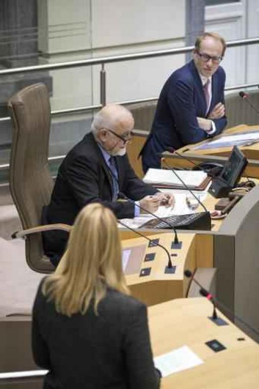Minister Weyts brengt nacht door in ziekenhuis