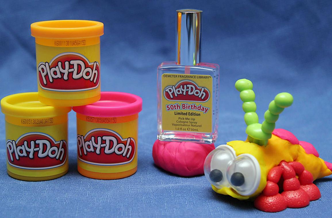 Play-doh gaat Lego achterna