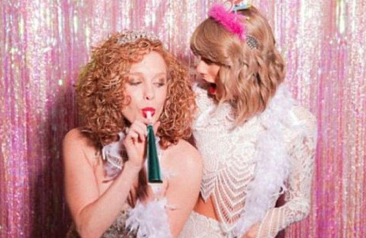 Taylor Swift throws a surprise birthday party for high school friend