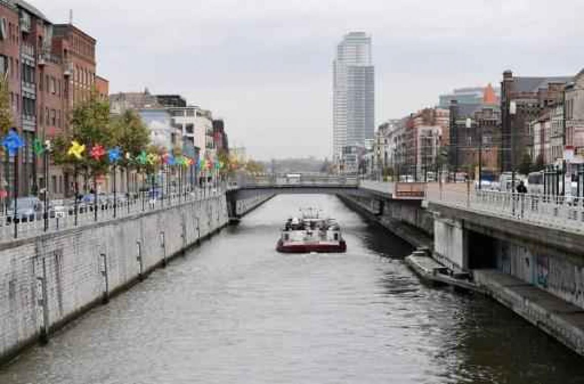 Onderzoek naar 144 Brusselse vzw's voor link met terreur