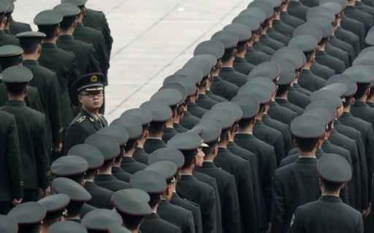 Chinese militaire uitgaven stijgen met 7 procent in 2017