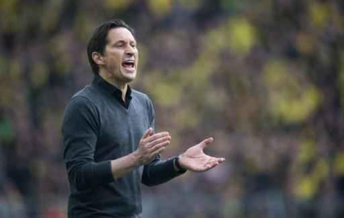 Leverkusen zet coach Roger Schmidt aan de deur