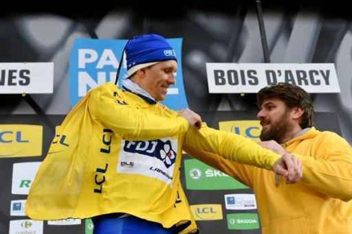 Parijs-Nice - Arnaud Démare snelste in spurt met twee