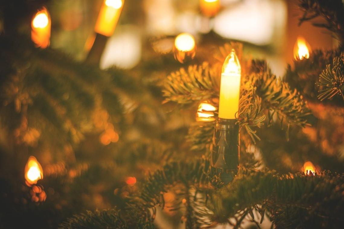 Gemene brief leidt tot vervroegde kerstverlichting