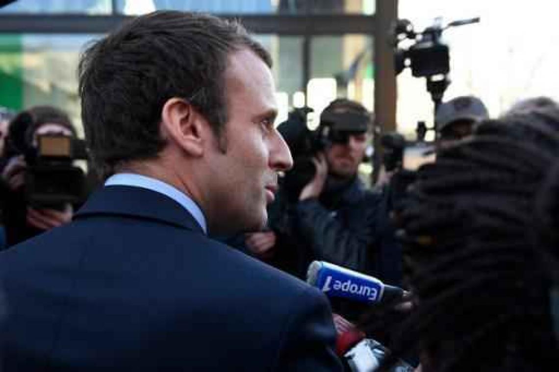 Franse presidentsverkiezingen - Lid van campagneteam Macron stapt op na "schijn van belangenconflict"