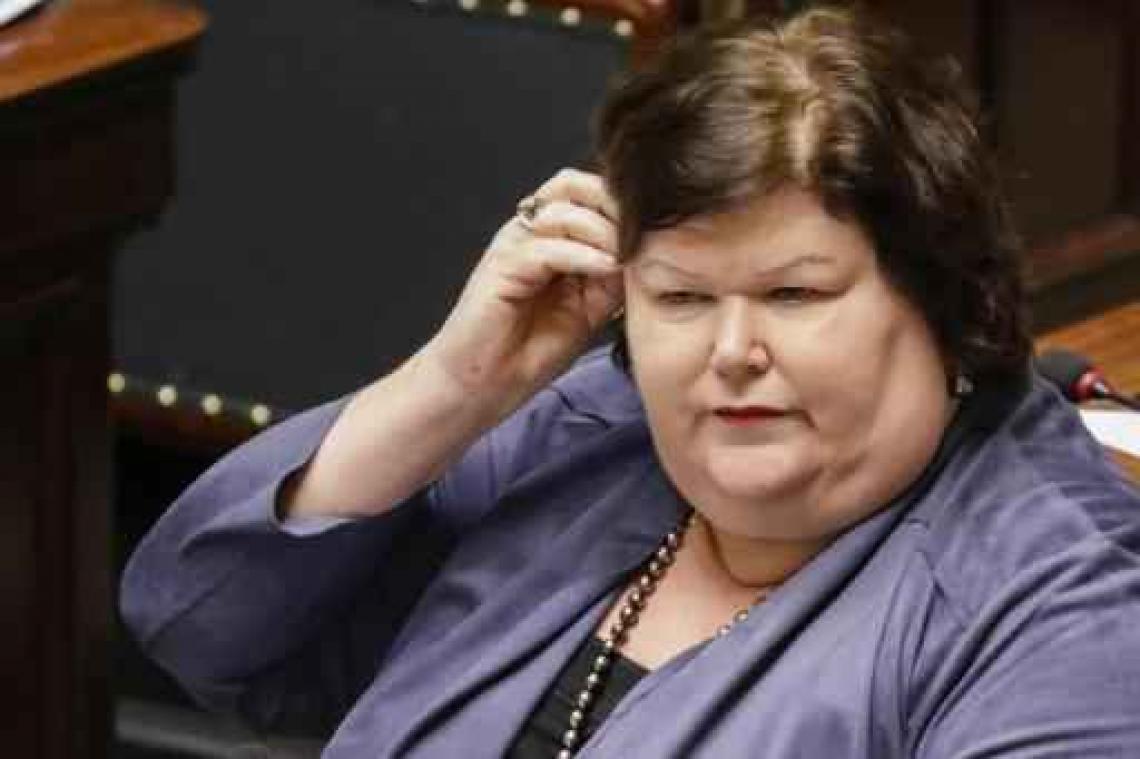 Aanslagen Brussel - De Block haalt uit naar verzekeraars