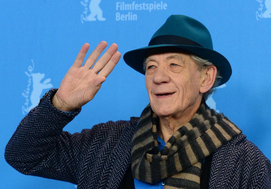 Ian McKellen speelt sprekende klok in remake van Belle en het Beest