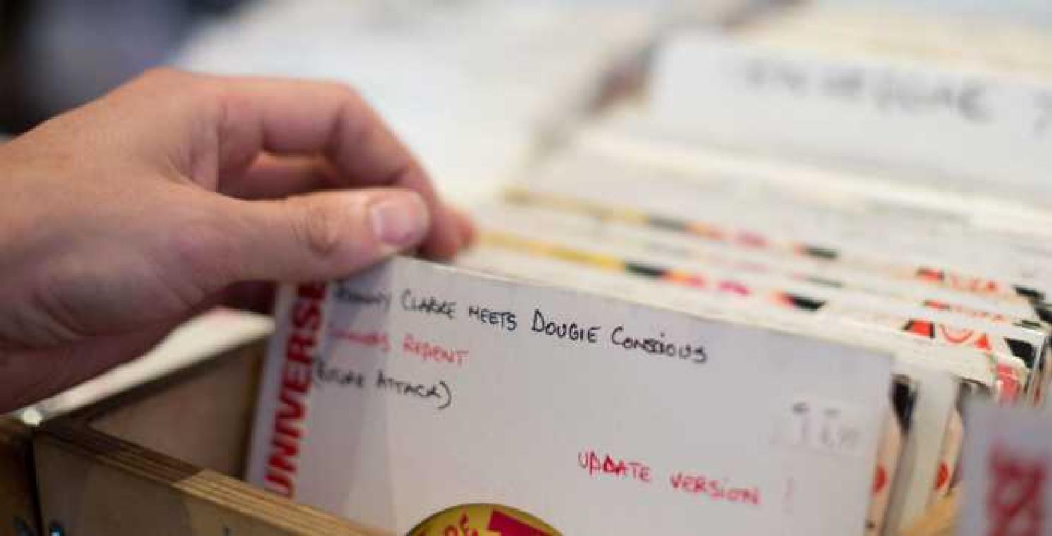 Aparte hitlijsten voor vinylplaten in het Verenigd Koninkrijk