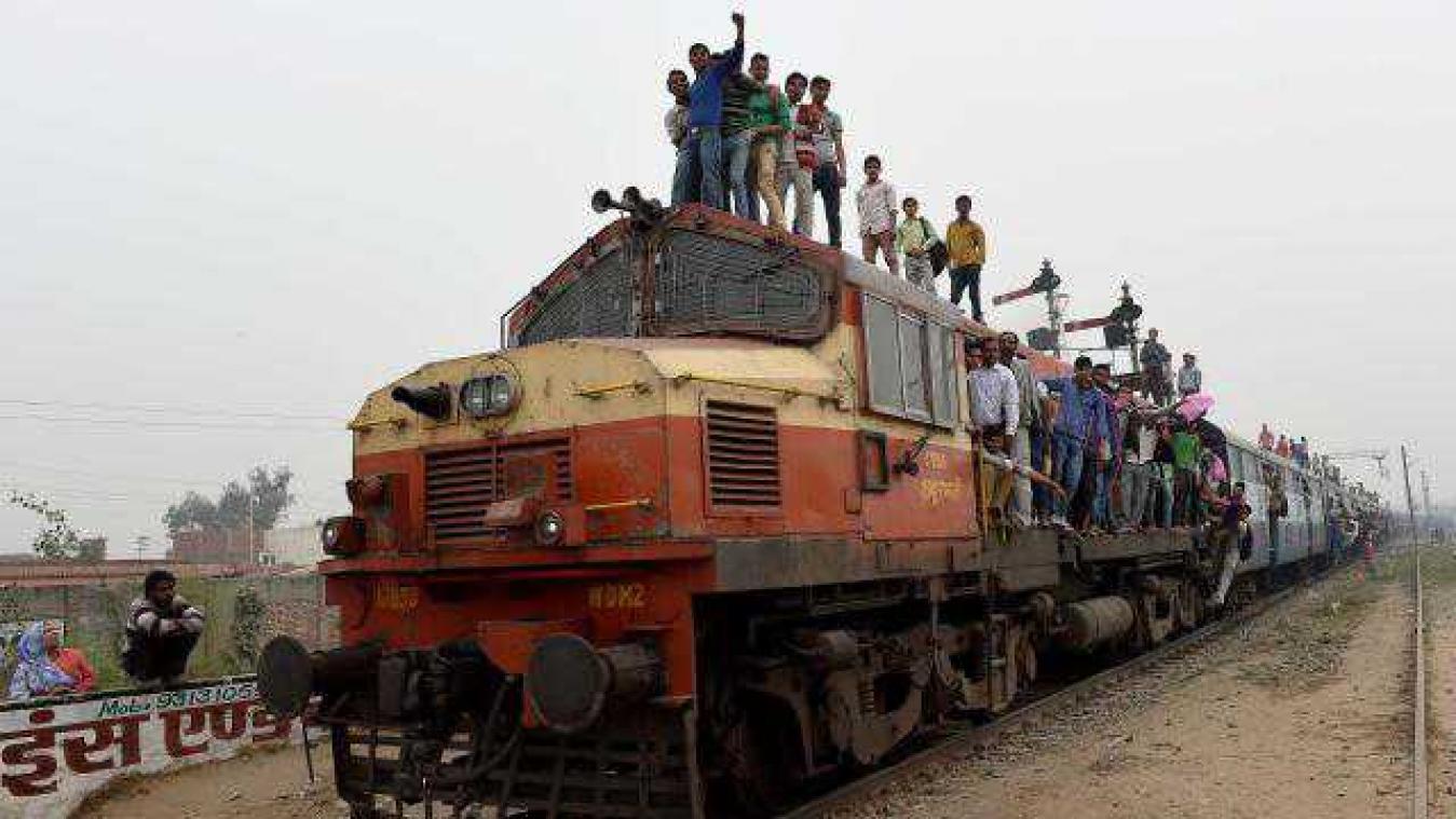 Boeren krijgen trein als schadevergoeding van rechter