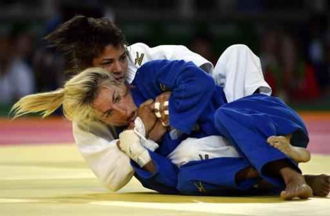 Charline Van Snick pakt brons bij de -52 kg in Bakoe