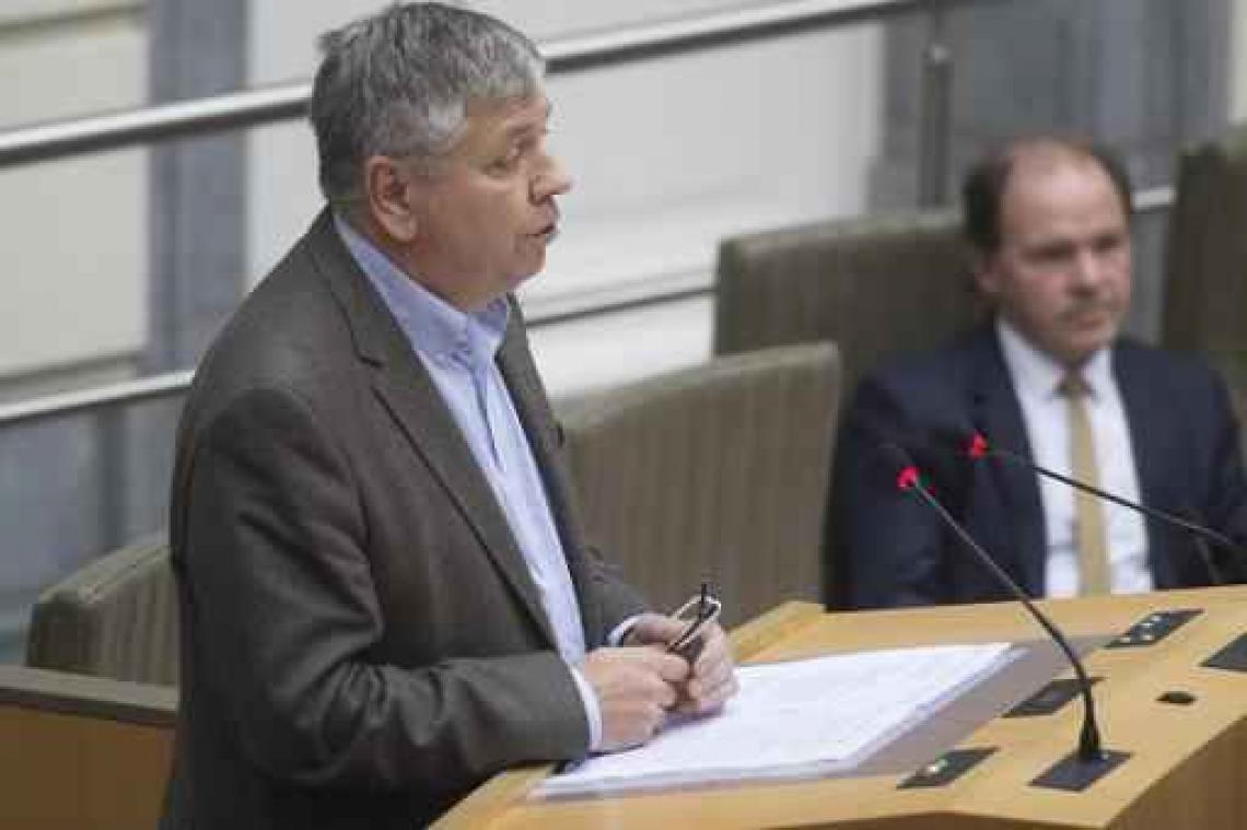 Vandeurzen "betreurt" démarche van voorzieningen bij Raad van State