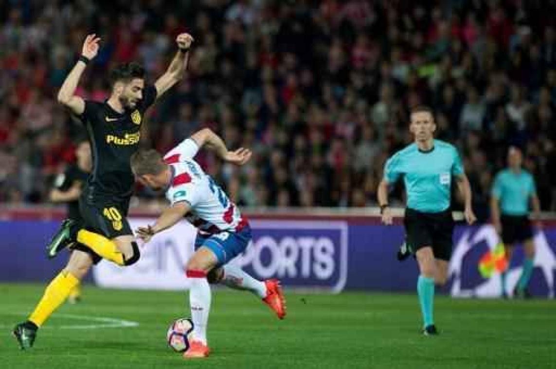 Belgen in het buitenland - Carrasco wint met Atlético in Granada