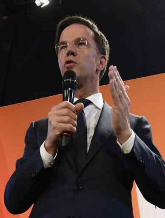 Nederlandse verkiezingen - "Nog niet meteen gaan formeren"
