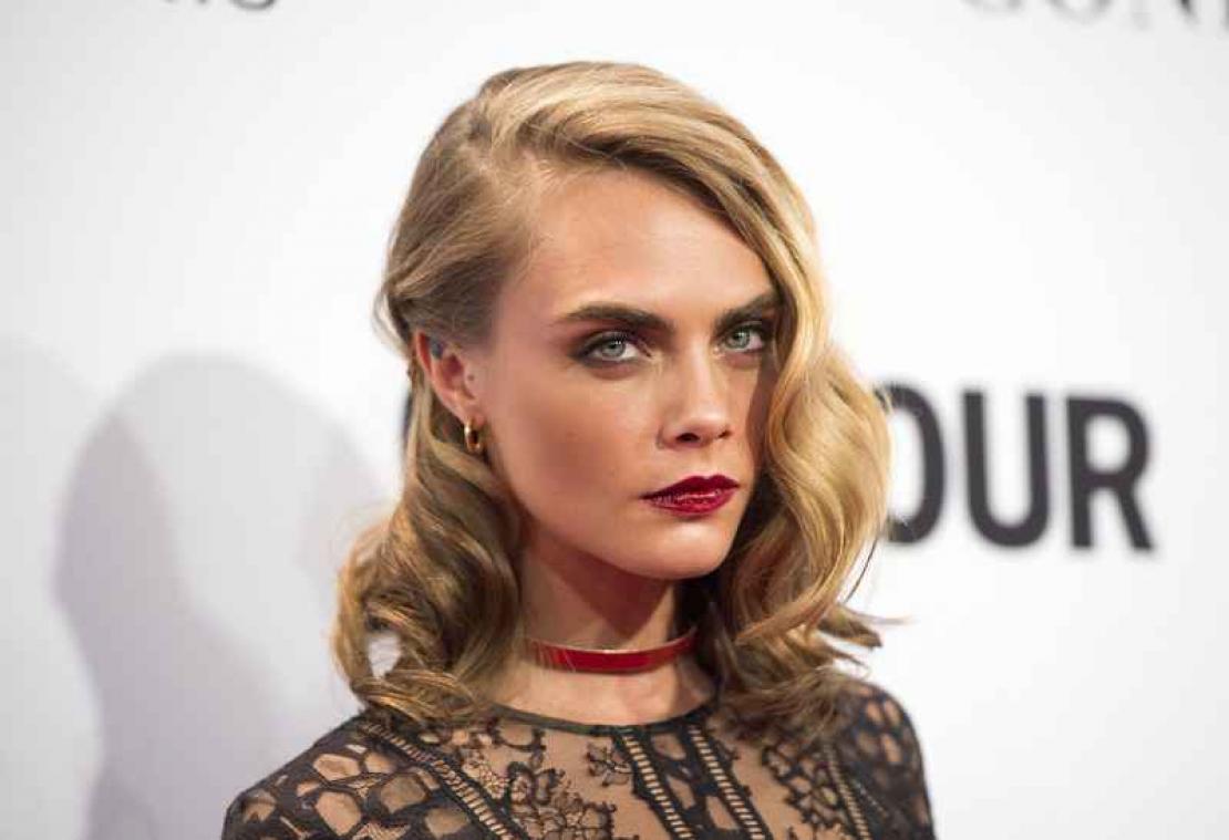 Cara Delevingne maakt haar literair debuut