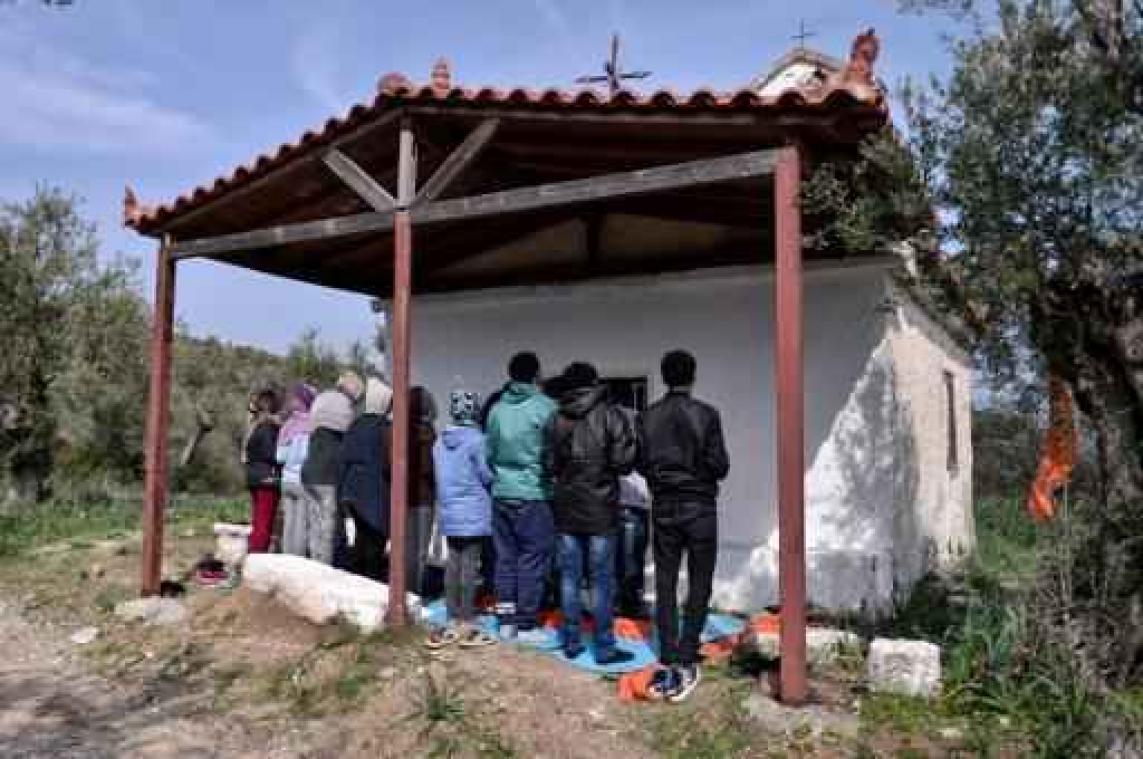 HCR betwijfelt Griekse telling van migranten