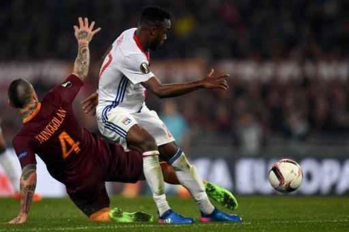Belgen in het buitenland - Nainggolan en Roma komen doelpuntje tekort tegen Lyon