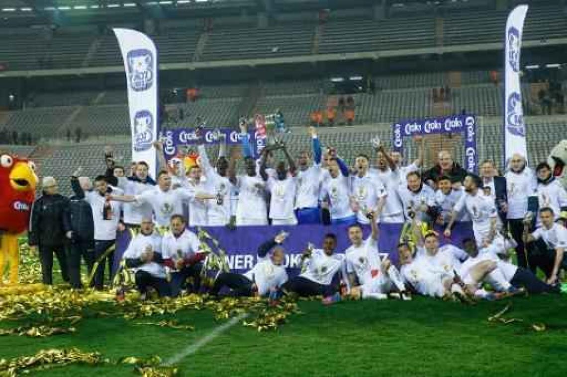 Croky Cup - Kersvers bekerwinnaar Essevee wordt zondag gehuldigd in Zulte én in Waregem