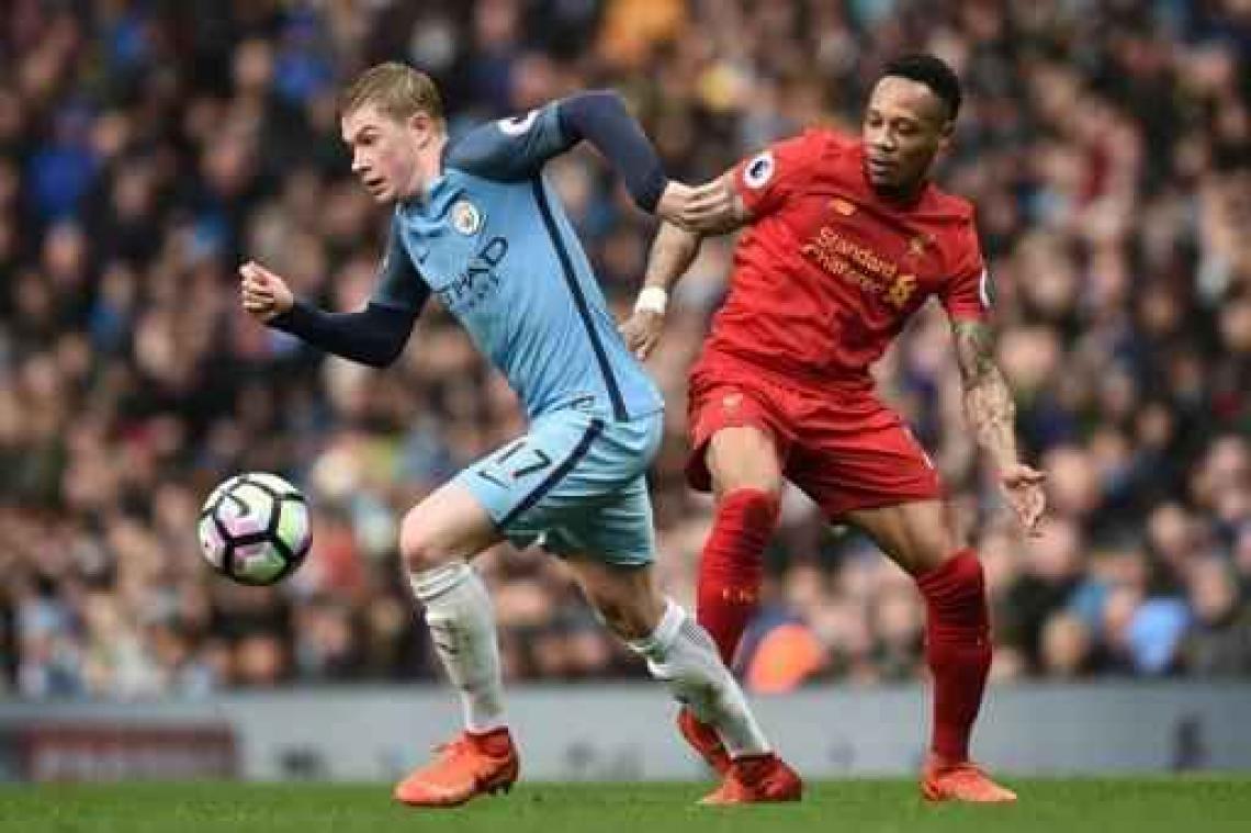 Belgen in het buitenland - Manchester City en Liverpool delen de punten