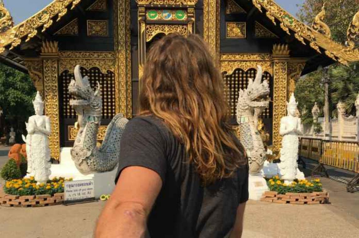 IN BEELD. Twee beste vrienden vertrekken samen op homiemoon'