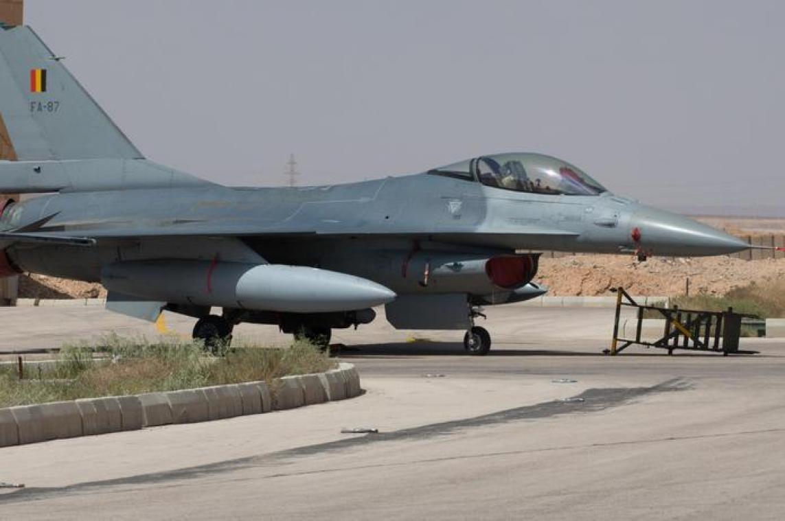 Zo leven onze F-16-piloten in Jordanië