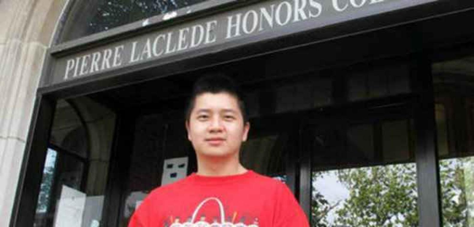 Indonesisch student haalt masterdiploma via Skype