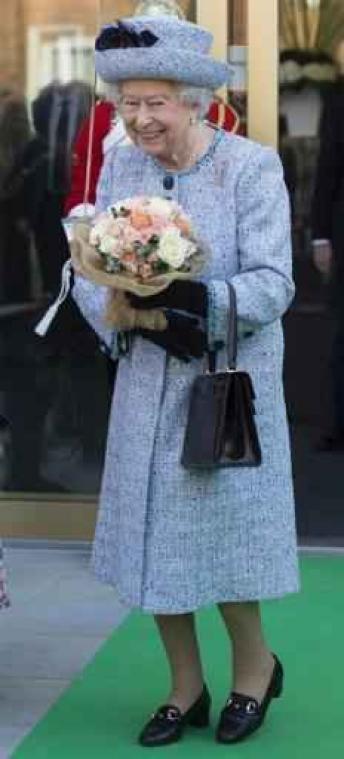 Koningin drukt sympathie uit met slachtoffers van "vreselijke" aanslag