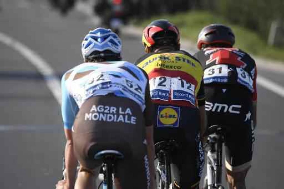 Van Avermaet vloert Gilbert en Naesen in spurt met drie in E3 Harelbeke